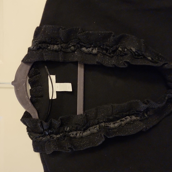 Two Women Knit Cardigans - Picture 7 of 16